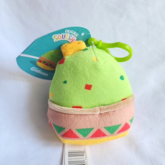 Squishmallows clip 3.5" Gideon guacamole keychain stuffed animal - Picture 2 of 2